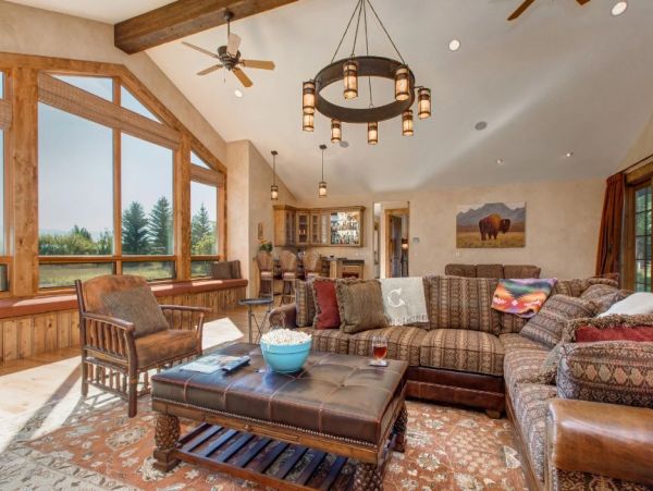 Jackson Hole Vacation Ranch Home Four Bedrooms Sleeps 12