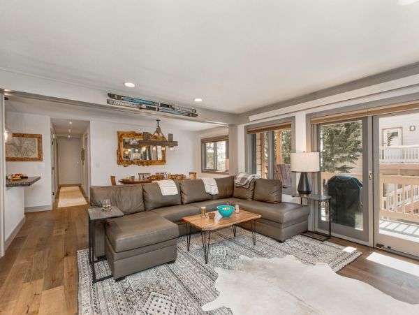 New Remodel 3 Bedroom in Teeton