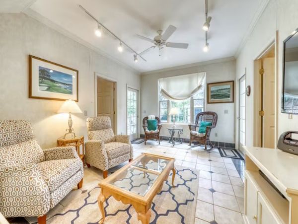 Hilton Head 6 Bedroom Home Private Pool Sleeps 15