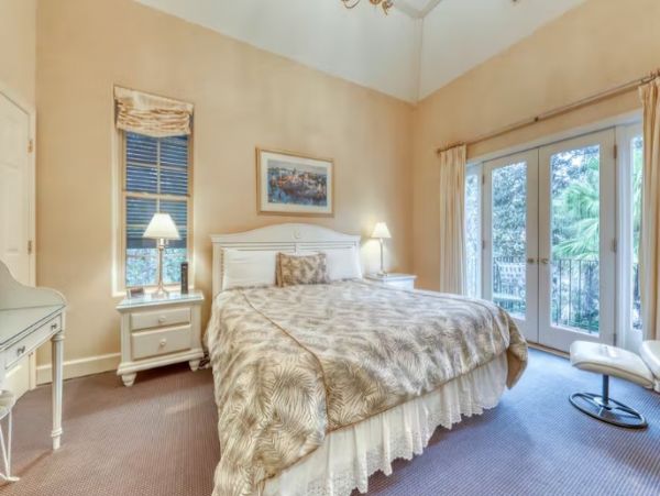 Hilton Head 6 Bedroom Home Private Pool Sleeps 15