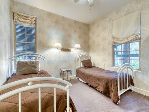 Hilton Head 6 Bedroom Home Private Pool Sleeps 15
