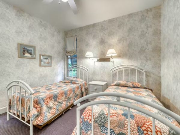 Hilton Head 6 Bedroom Home Private Pool Sleeps 15