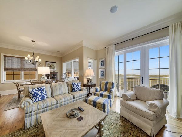 Hilton Head 6 Bedroom Pool Home With Elevator Walk To Beach