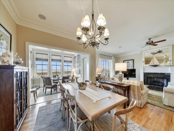Hilton Head 6 Bedroom Pool Home With Elevator Walk To Beach