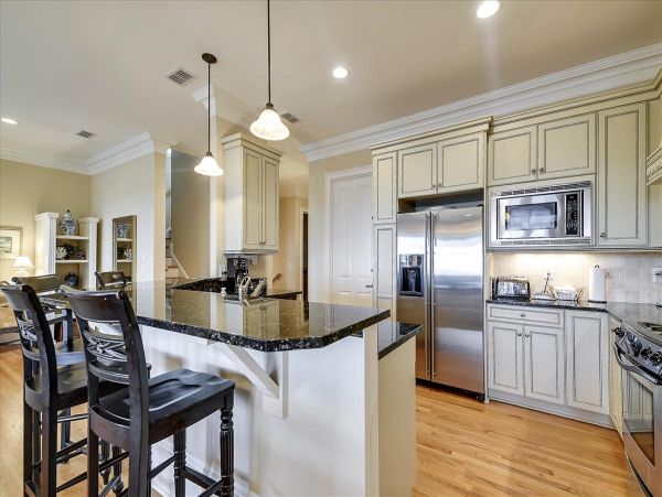 Hilton Head 6 Bedroom Pool Home With Elevator Walk To Beach