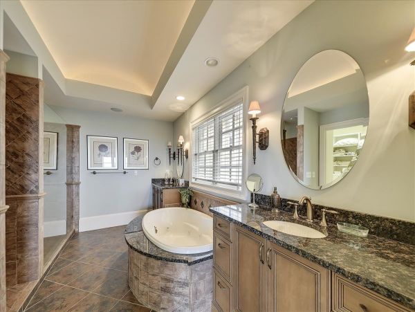 Hilton Head 6 Bedroom Pool Home With Elevator Walk To Beach