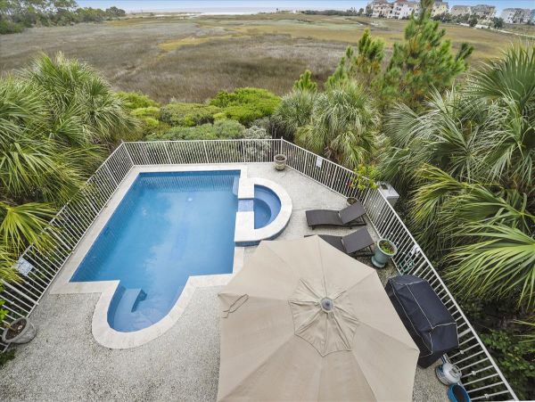 Hilton Head 6 Bedroom Pool Home With Elevator Walk To Beach
