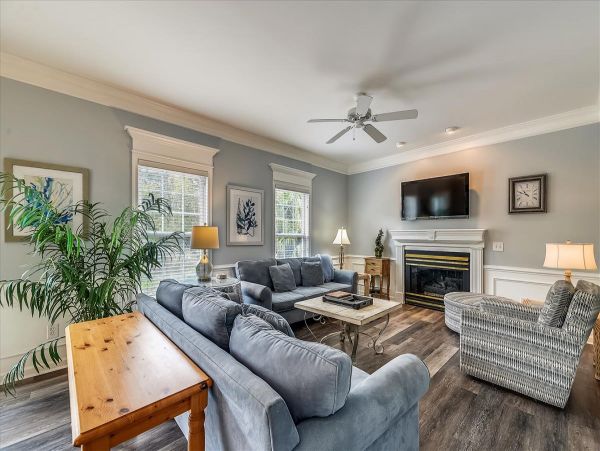 Walk to Beach Six Bedroom Vacation Home in Hilton Head