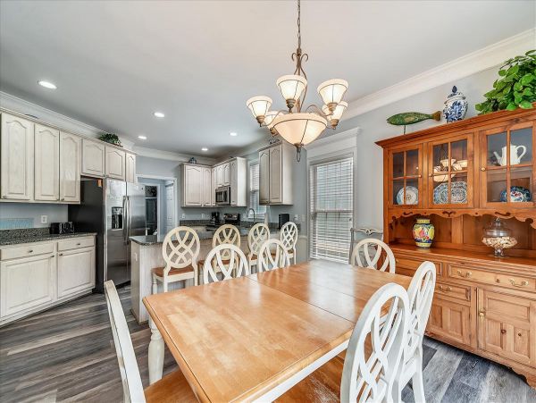 Walk to Beach Six Bedroom Vacation Home in Hilton Head