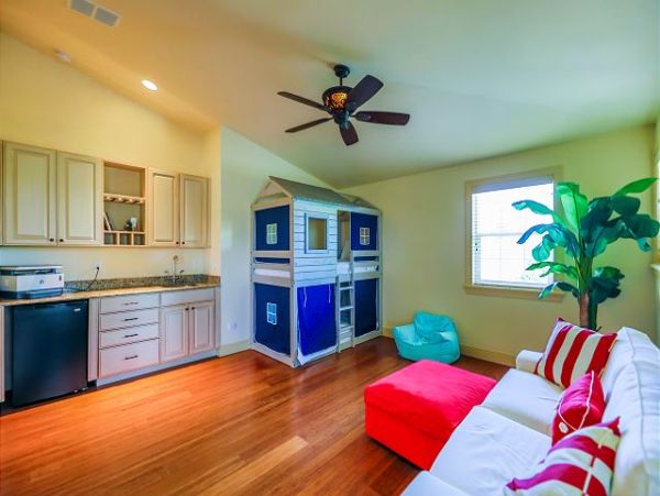 Sanibel Island Vacation Rental - Luxury Home with Pool, Golf & Beach Access