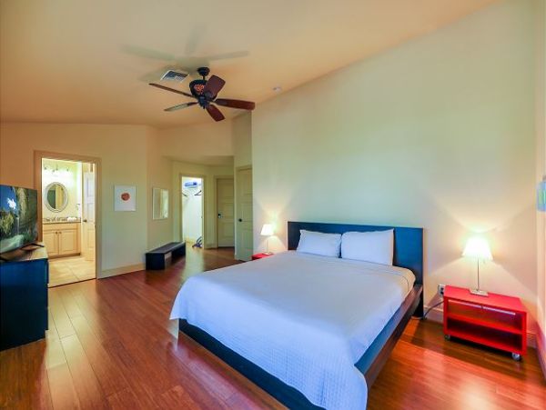 Sanibel Island Vacation Rental - Luxury Home with Pool, Golf & Beach Access