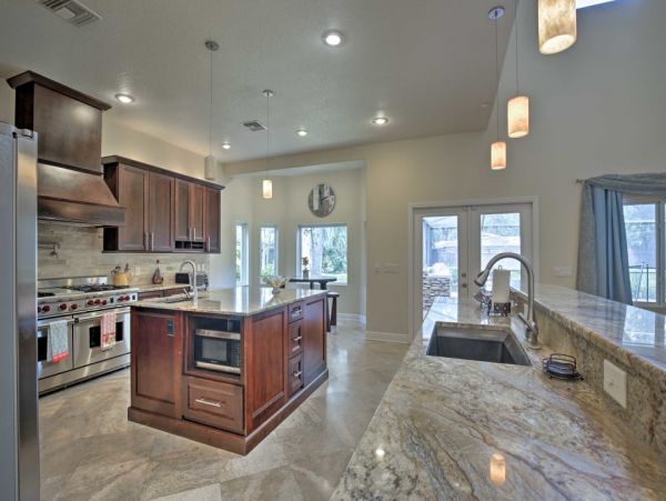 Brandon 5 Bedroom Luxury Vacation Pool Homes Sleeps Ten