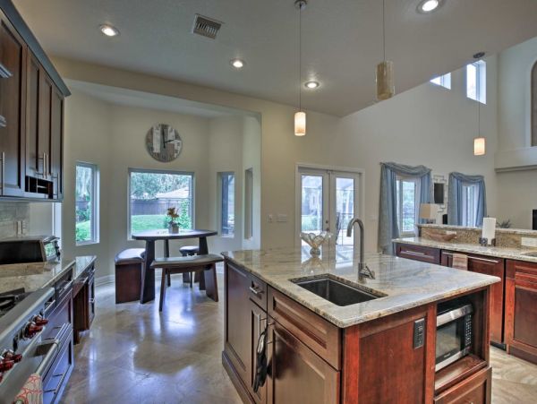 Brandon 5 Bedroom Luxury Vacation Pool Homes Sleeps Ten