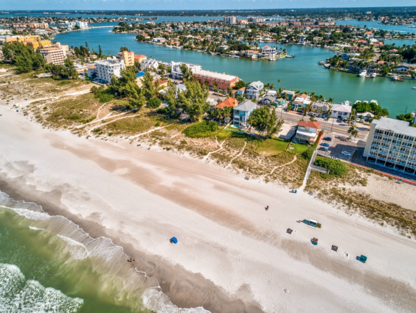 Gorgeous Vacation Home in Treasure Island - Located on Beach