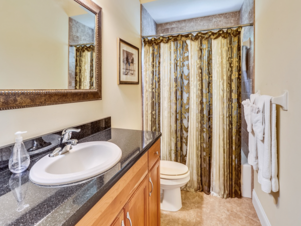 Gorgeous Vacation Home in Treasure Island - Located on Beach
