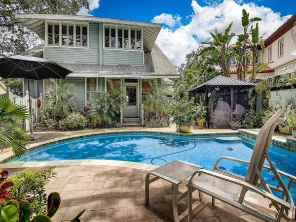 Tampa Four Bedroom Home With Bay Views & Private Pool