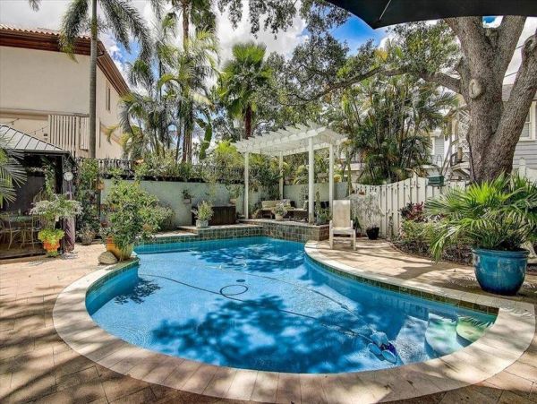 Tampa Four Bedroom Home With Bay Views & Private Pool