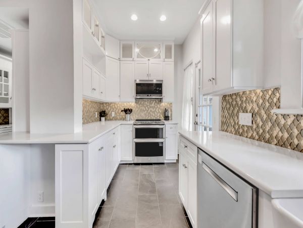 Tampa Four Bedroom Home With Bay Views & Private Pool