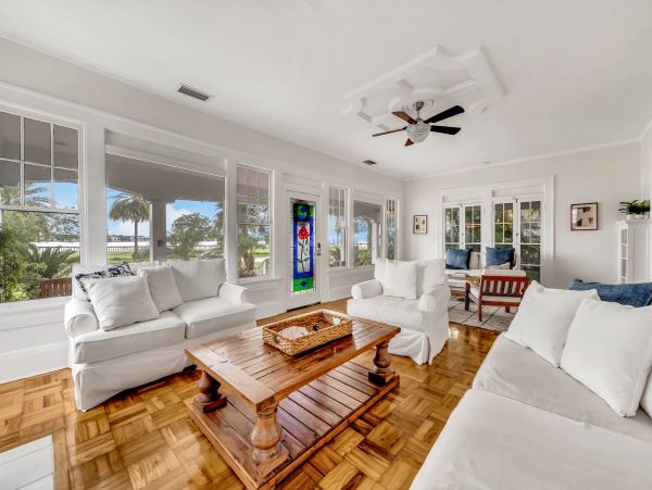 Tampa Four Bedroom Home With Bay Views & Private Pool