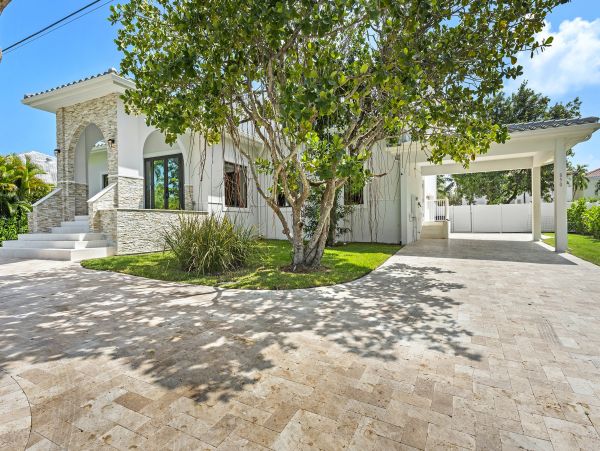 Gorgeous Hollywood FL Vacation Home Private Pool Sleeps 10