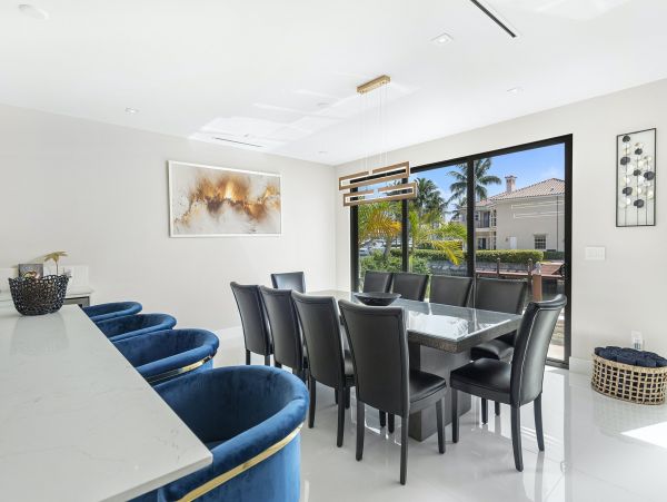 Gorgeous Hollywood FL Vacation Home Private Pool Sleeps 10