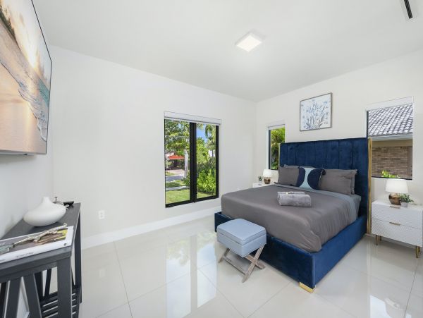 Gorgeous Hollywood FL Vacation Home Private Pool Sleeps 10