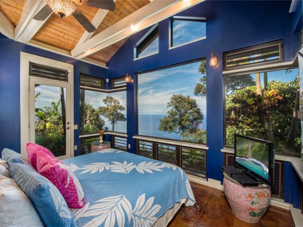 Gorgeous Honokaa Vacation Home with Private Pool & Hot Tub