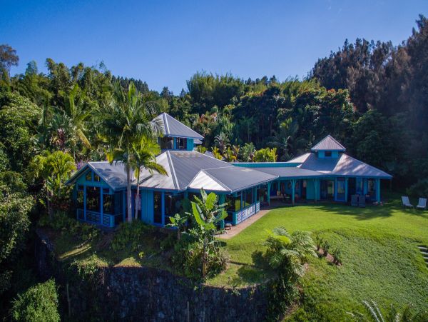 Gorgeous Honokaa Vacation Home with Private Pool & Hot Tub
