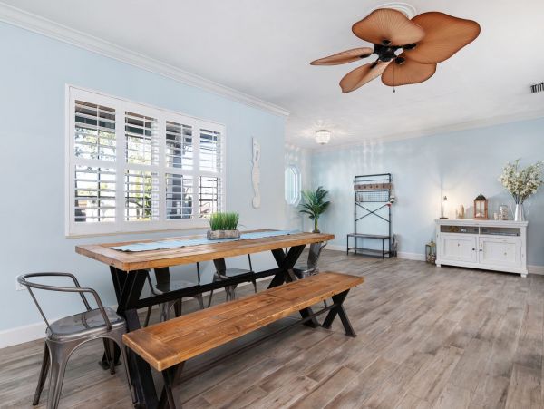 Gorgeous 4 Bedroom Pool Home in Bradenton - Eight Guests