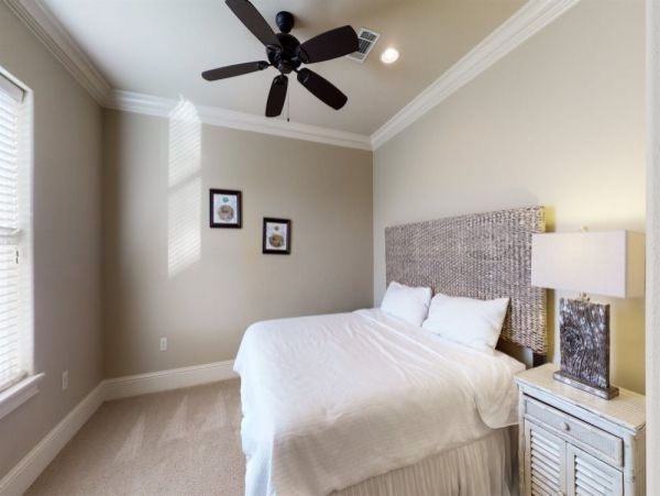 Luxurious Vacation Rental in Miramar Beach 9 Bedrooms