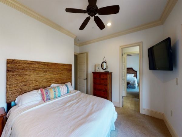 Luxurious Vacation Rental in Miramar Beach 9 Bedrooms