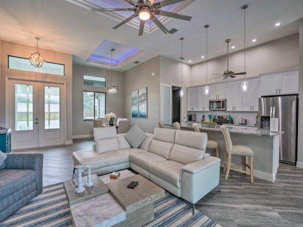 Canal Front Three Bedroom Vacation Home in Cape Coral