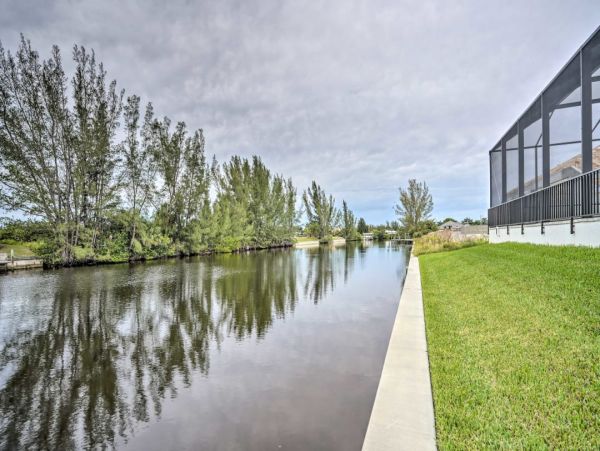 Canal Front Three Bedroom Vacation Home in Cape Coral