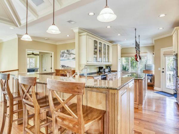 Walk to Beach 4 Bedroom Vacation Home with Private Pool