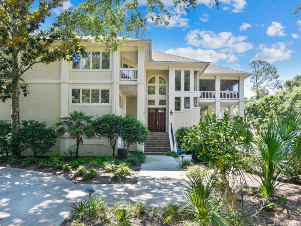 Walk to Beach 4 Bedroom Vacation Home with Private Pool