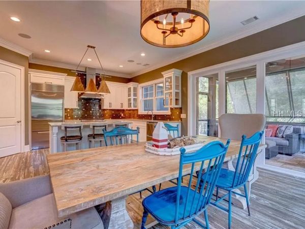 Walk to Beach Vacation Home Five Bedrooms in Hilton Head