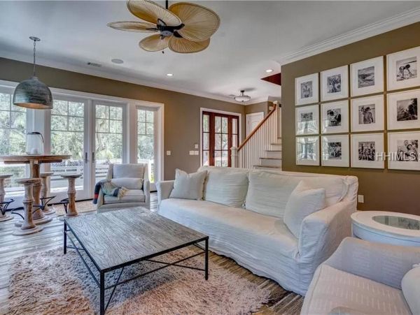 Walk to Beach Vacation Home Five Bedrooms in Hilton Head