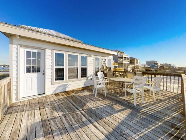 Alabama Spacious 6 Bedroom Home on the Beach Private Deck