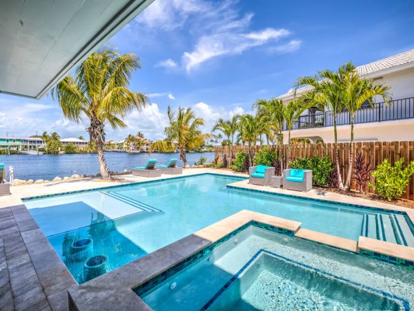 Six Bedroom Vacation Home in Marathon with Boat Dock & Pool