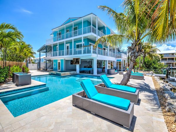 Six Bedroom Vacation Home in Marathon with Boat Dock & Pool