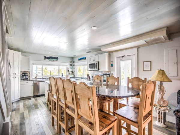 Six Bedroom Vacation Home in Marathon with Boat Dock & Pool