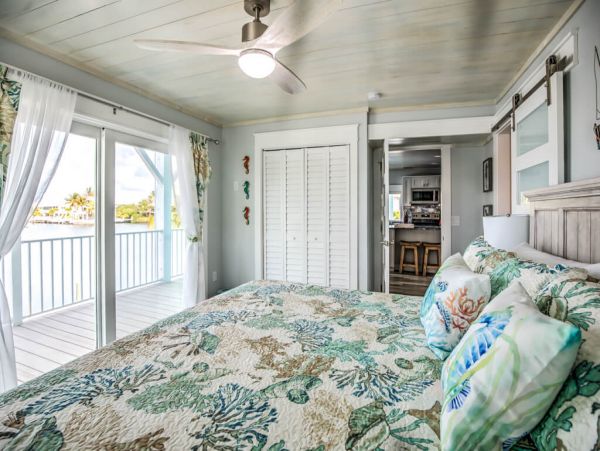Six Bedroom Vacation Home in Marathon with Boat Dock & Pool