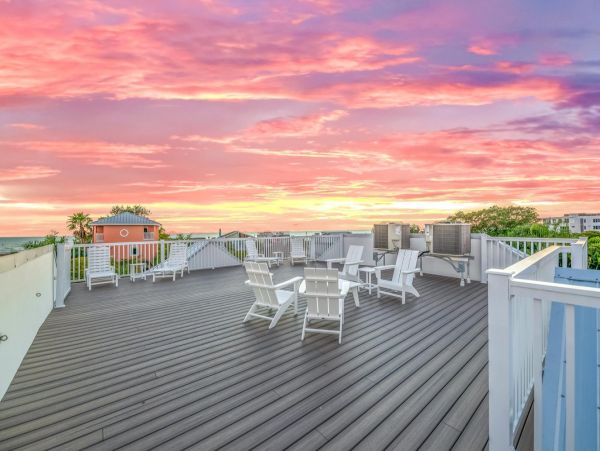 Walk to Beach Siesta Key Vacation Home 6 Bedroom with Pool
