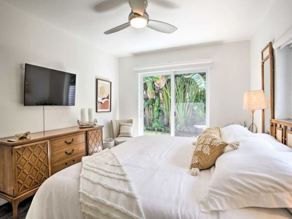Wilton Manors Luxury Three Bedrooms Rental Home Sleeps Six
