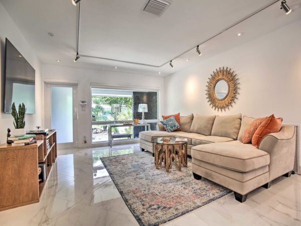 Wilton Manors Luxury Three Bedrooms Rental Home Sleeps Six