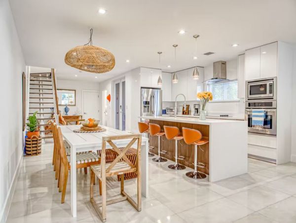 Luxury Vacation Townhome in Fort Lauderdale Sleeps 10 Guests