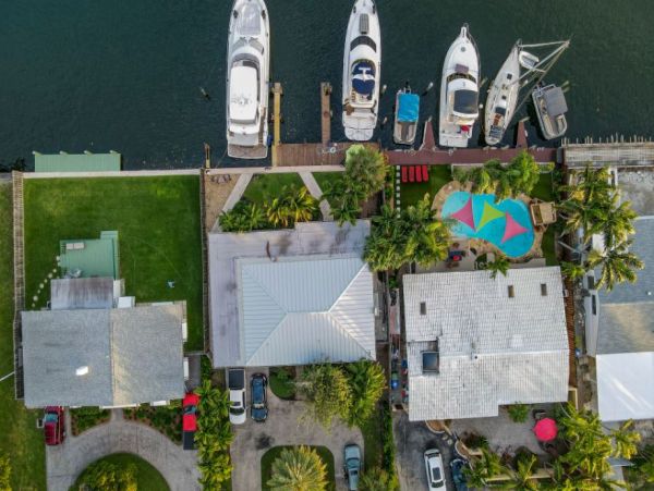 Canal Views Fort Lauderdale Vacation Home Three Bedrooms