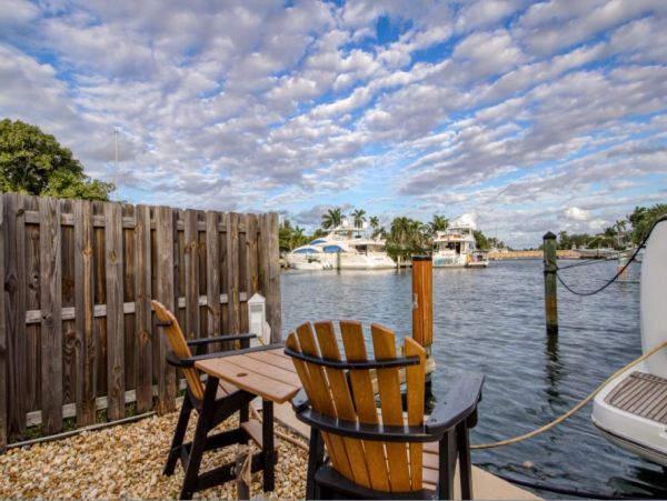 Canal Views Fort Lauderdale Vacation Home Three Bedrooms