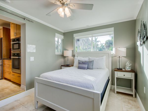 Canal Views Fort Lauderdale Vacation Home Three Bedrooms