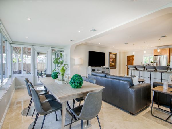 Canal Views Fort Lauderdale Vacation Home Three Bedrooms